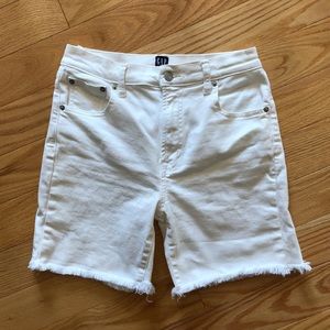 Gap 7” Jean Shorts